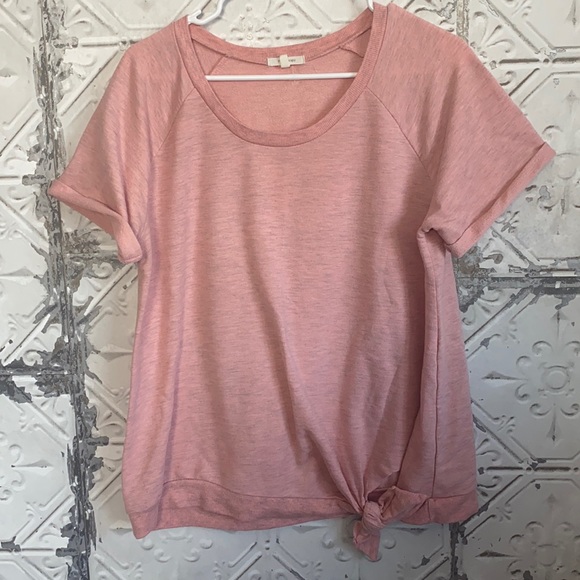 Maurices Tops - Maurices Pink knotted tee shirt top